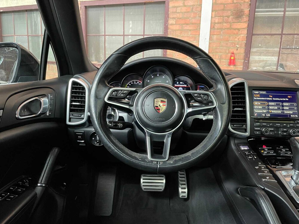 Porsche Cayenne S E-Hybrid 3.0 V6 416hp 2015