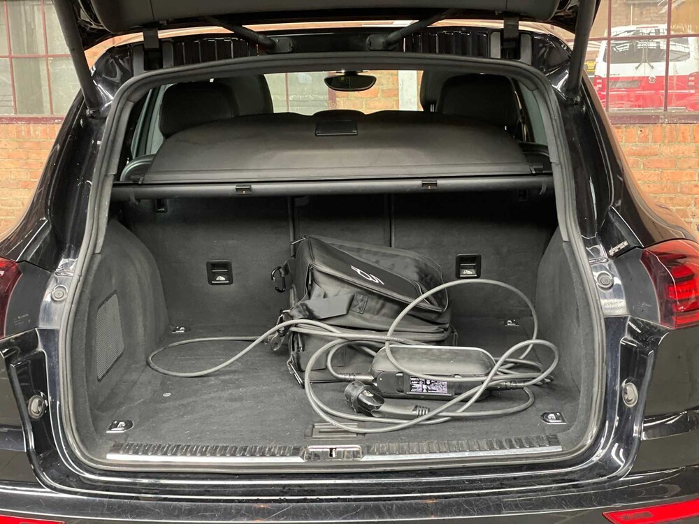 Porsche Cayenne S E-Hybrid 3.0 V6 416hp 2015