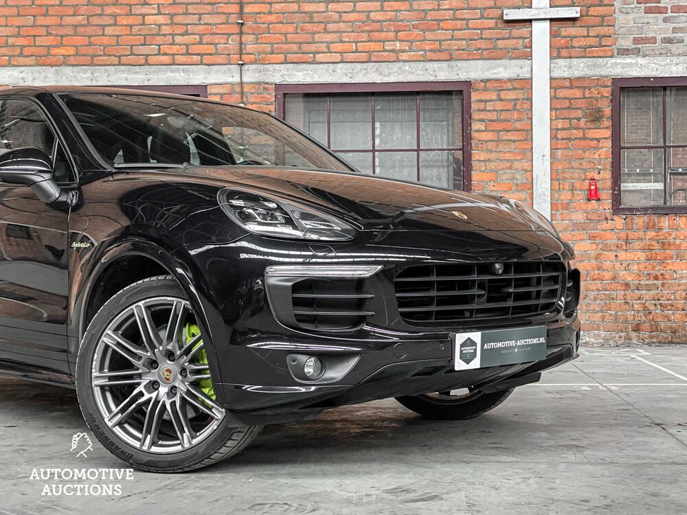 Porsche Cayenne S E-Hybrid 3.0 V6 416hp 2015
