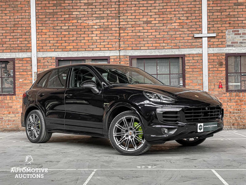 Porsche Cayenne S E-Hybrid 3.0 V6 416hp 2015