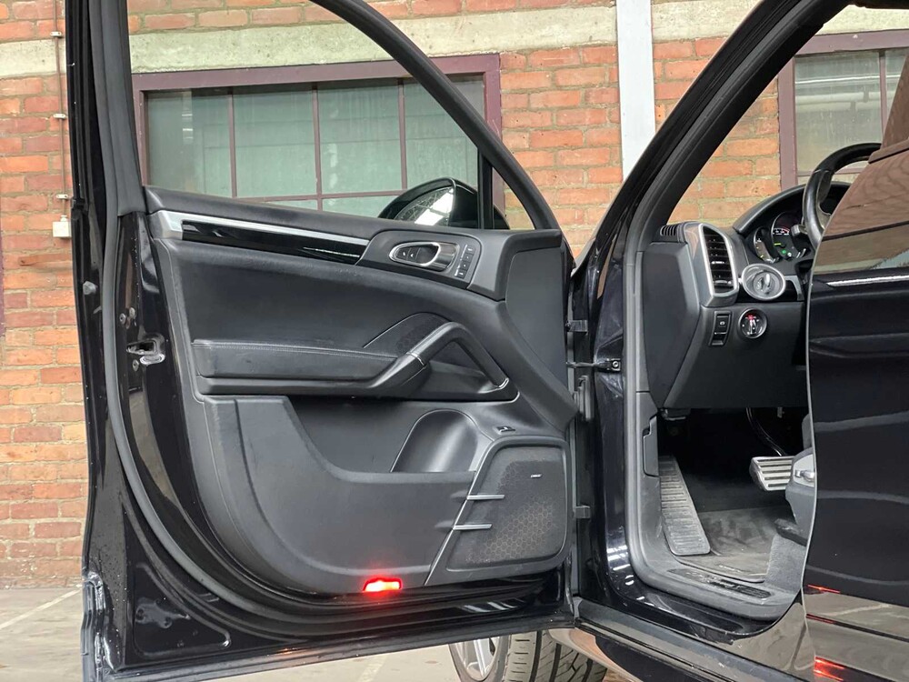 Porsche Cayenne S E-Hybrid 3.0 V6 416hp 2015