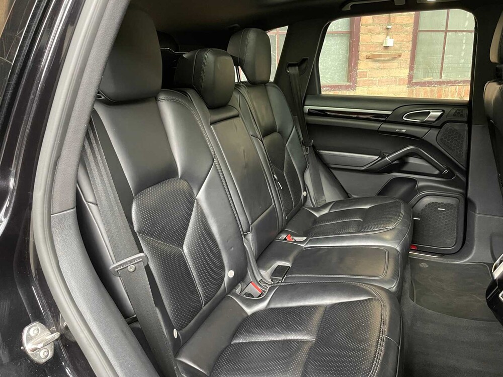 Porsche Cayenne S E-Hybrid 3.0 V6 416hp 2015