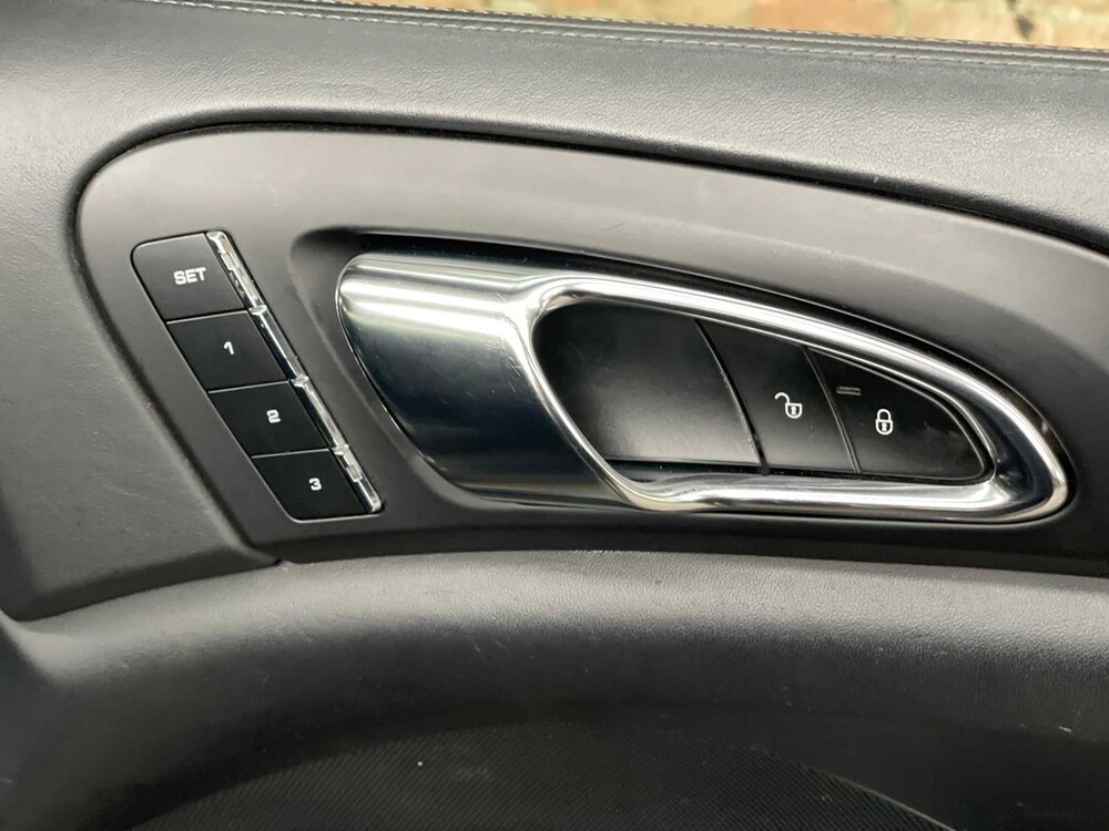 Porsche Cayenne S E-Hybrid 3.0 V6 416hp 2015