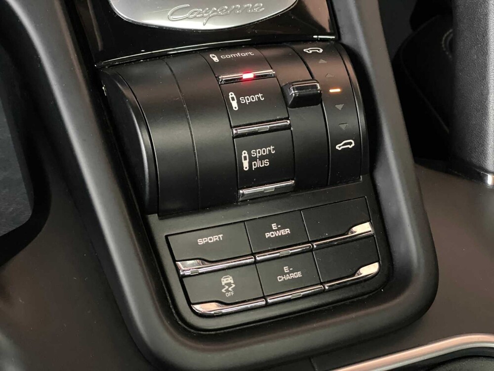 Porsche Cayenne S E-Hybrid 3.0 V6 416hp 2015