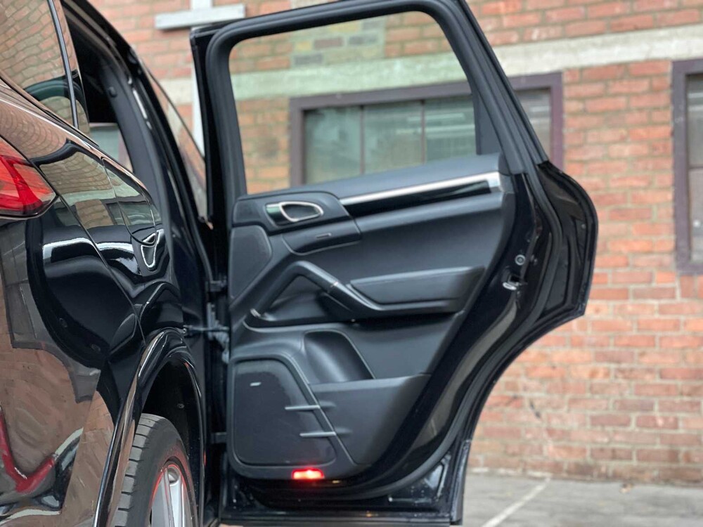 Porsche Cayenne S E-Hybrid 3.0 V6 416hp 2015