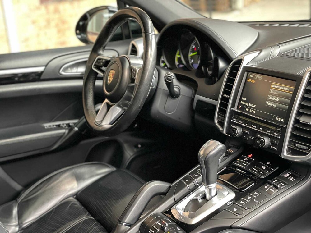 Porsche Cayenne S E-Hybrid 3.0 V6 416hp 2015