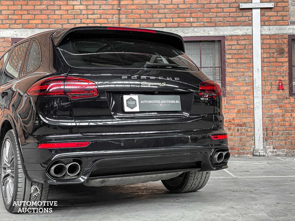 Porsche Cayenne S E-Hybrid 3.0 V6 416hp 2015