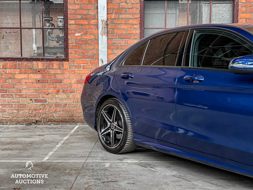 Mercedes-Benz C180 CDI AMG Sport Edition C-Class 116hp 2019 ORIG-NL, XR-282-L