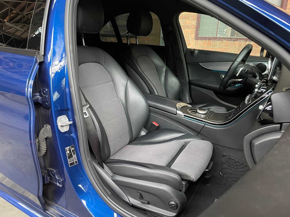 Mercedes-Benz C180 CDI AMG Sport Edition C-Class 116hp 2019 ORIG-NL, XR-282-L