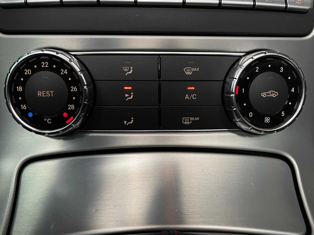 Mercedes-Benz SLK350 AMG 3.5 V6 SLK-Class 306hp 2011