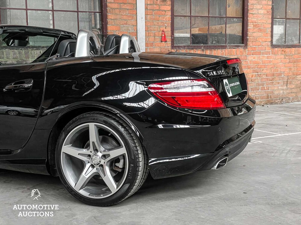 Mercedes-Benz SLK350 AMG 3.5 V6 SLK-Class 306hp 2011