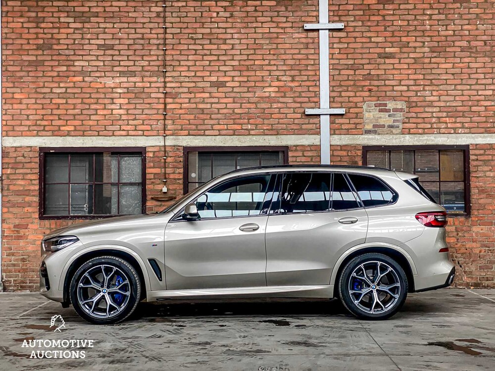 BMW X5 xDrive40i M-Sport High Executive 340hp 2018, G-998-JK