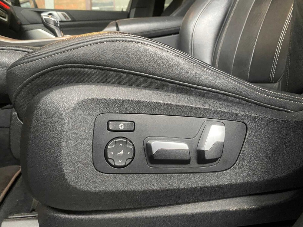 BMW X5 xDrive40i M-Sport High Executive 340hp 2018, G-998-JK