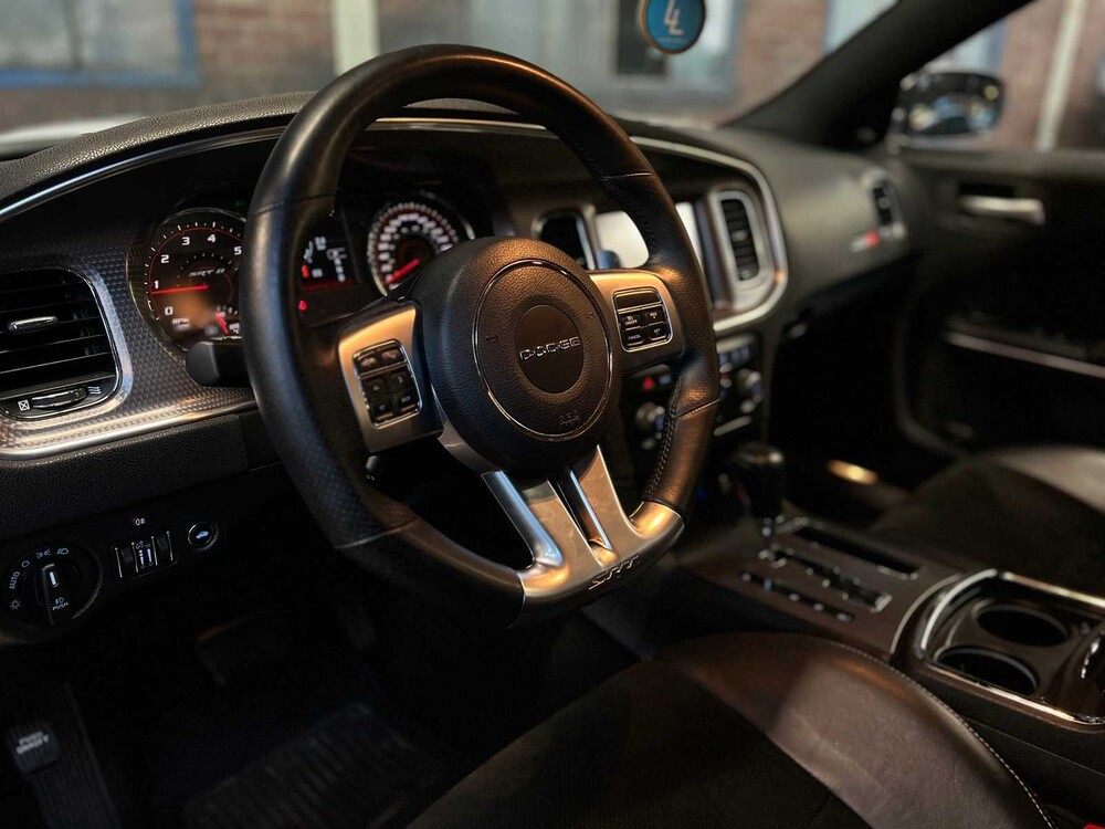 Dodge Charger SRT-8 6.4 V8 HEMI 477hp 2014, N-915-JF