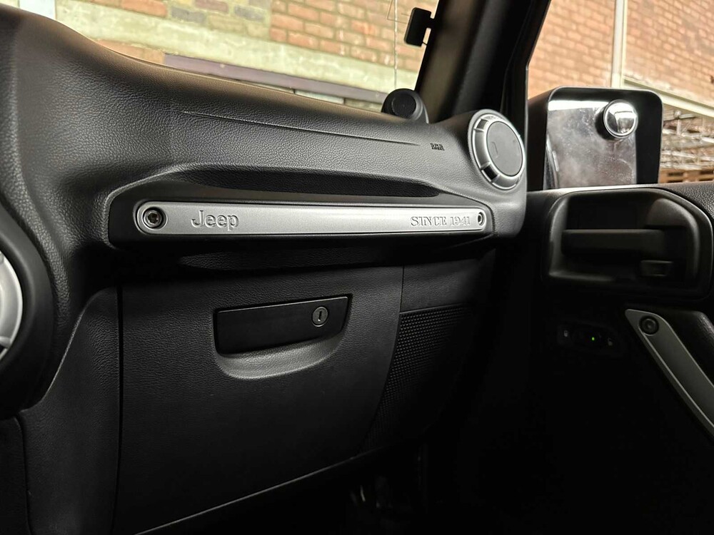 Jeep Wrangler Unlimited 3.6 V6 Polar 4x4 JK Unlimited Rubicon 350hp 2014, TK-763-L