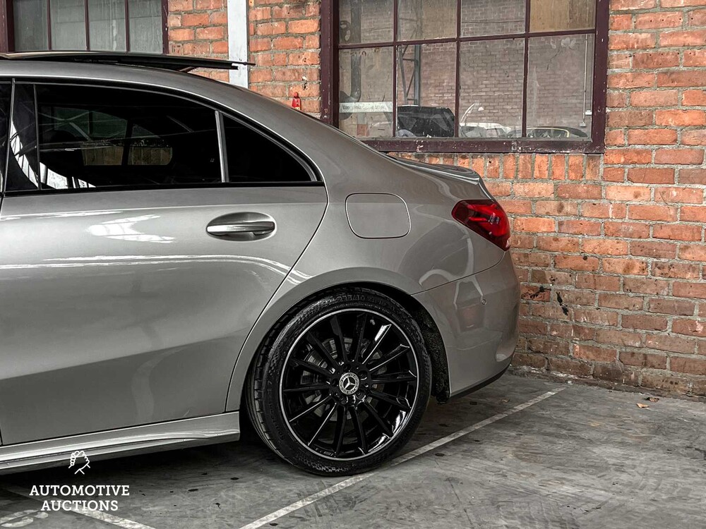 Mercedes-Benz A220 AMG 4Matic Premium Plus 190hp 2019 A-class, N-806-VB