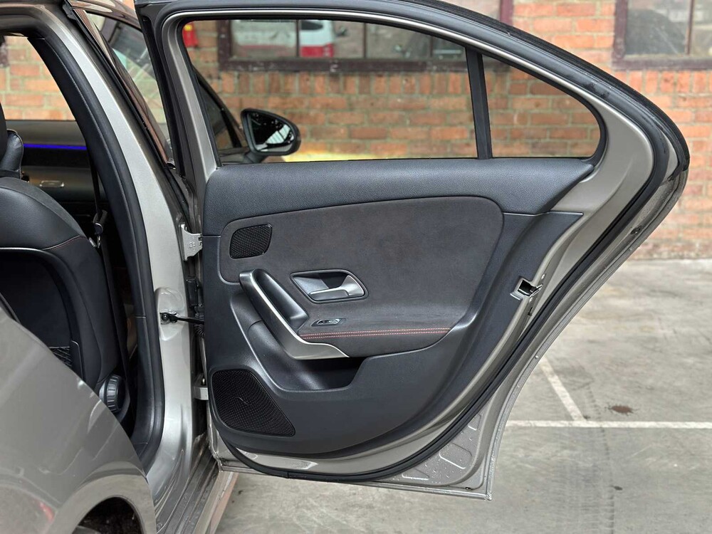 Mercedes-Benz A220 AMG 4Matic Premium Plus 190hp 2019 A-class, N-806-VB