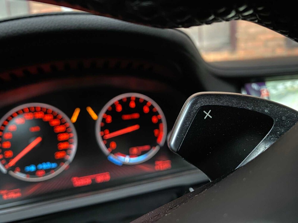 BMW ActiveHybrid7 M-Sport 3.0 L6 354hp 2014