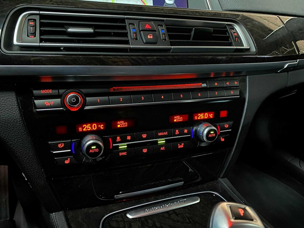 BMW ActiveHybrid7 M-Sport 3.0 L6 354hp 2014