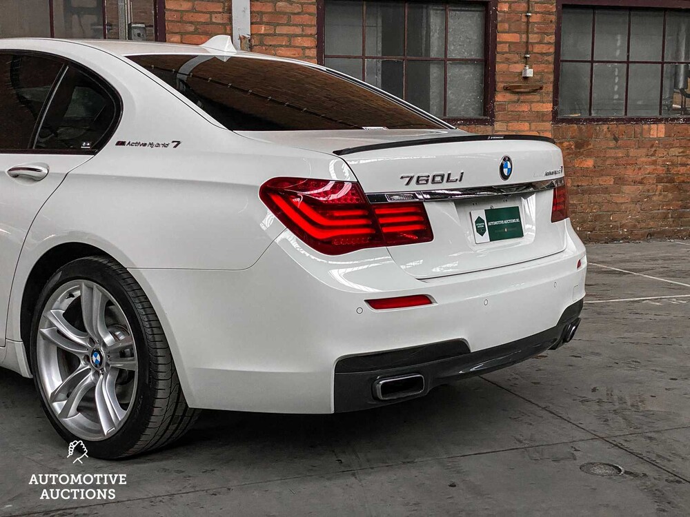 BMW ActiveHybrid7 M-Sport 3.0 L6 354hp 2014