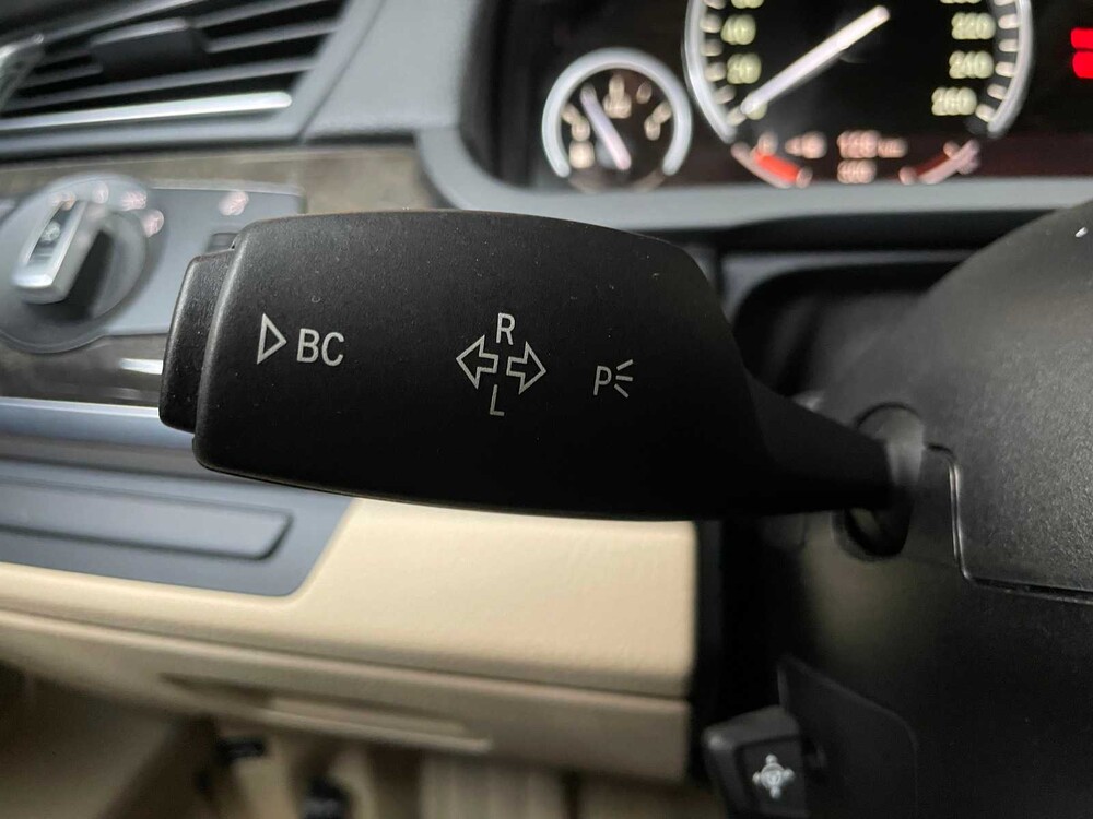 BMW ActiveHybrid 7 F04 4.4 V8 465PS 2011