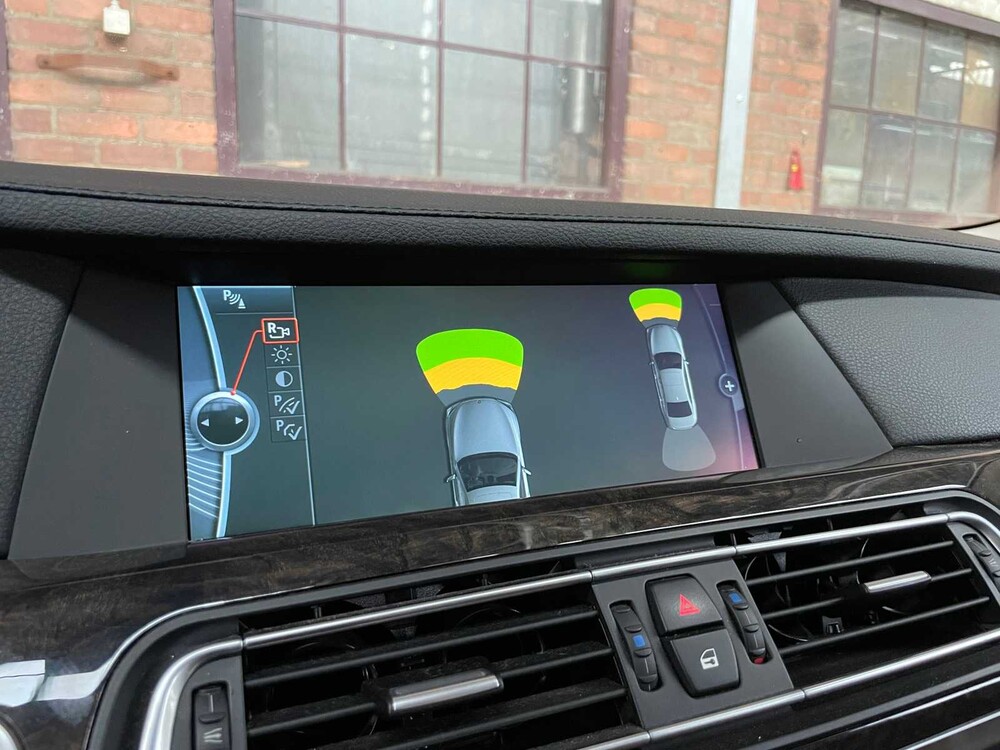 BMW ActiveHybrid 7 F04 4.4 V8 465PS 2011