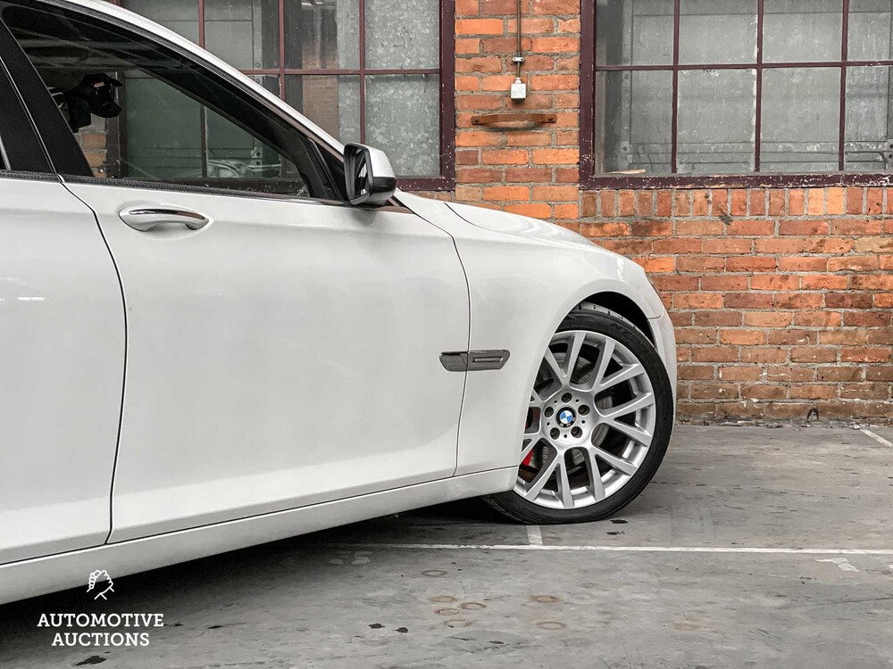 BMW ActiveHybrid 7 F04 4.4 V8 465PS 2011