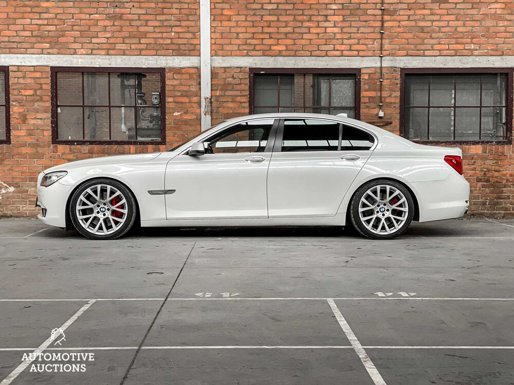 BMW ActiveHybrid 7 F04 4.4 V8 465PS 2011