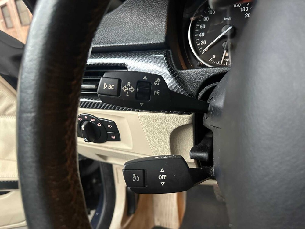 BMW 335i Cabriolet Executive E93 306hp 2008 3-Series, 86-ZD-LV -Youngtimer-