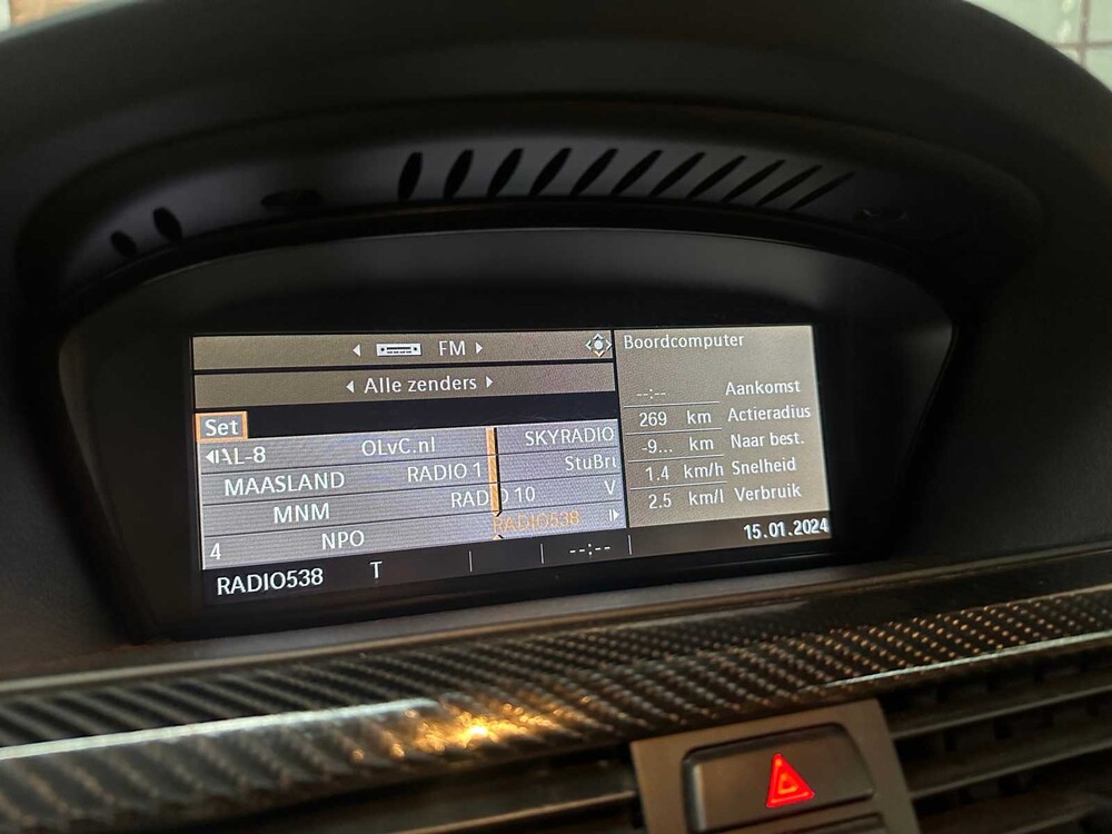 BMW 335i Cabriolet Executive E93 306hp 2008 3-Series, 86-ZD-LV -Youngtimer-