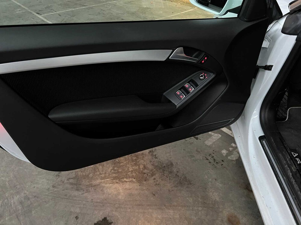 Audi A5 Cabriolet S-Line 1.8 TFSI Sport Edition Open Days 170hp 2015, H-847-TG