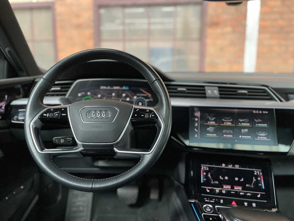 Audi E-Tron 55 Quattro 360hp 2018 ORIG-NL, XH-616-L
