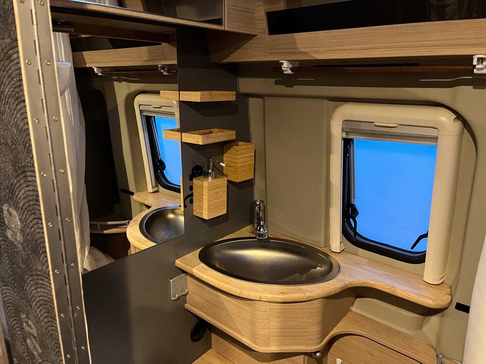 Citroen Possl Trenta 640 140hp 2020