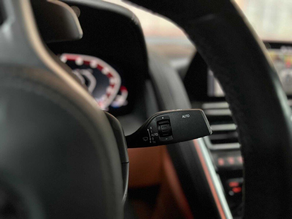 BMW M850i xDrive High Executive M-Performance 4.4 V8 8-serie 530hp 2020 ORIG-UK, H-406-DG