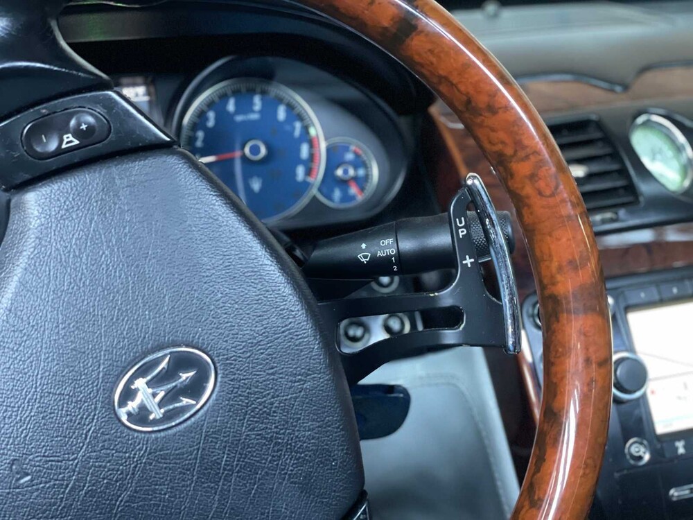 Maserati Quattroporte 4.2 V8 400hp ZF 2009