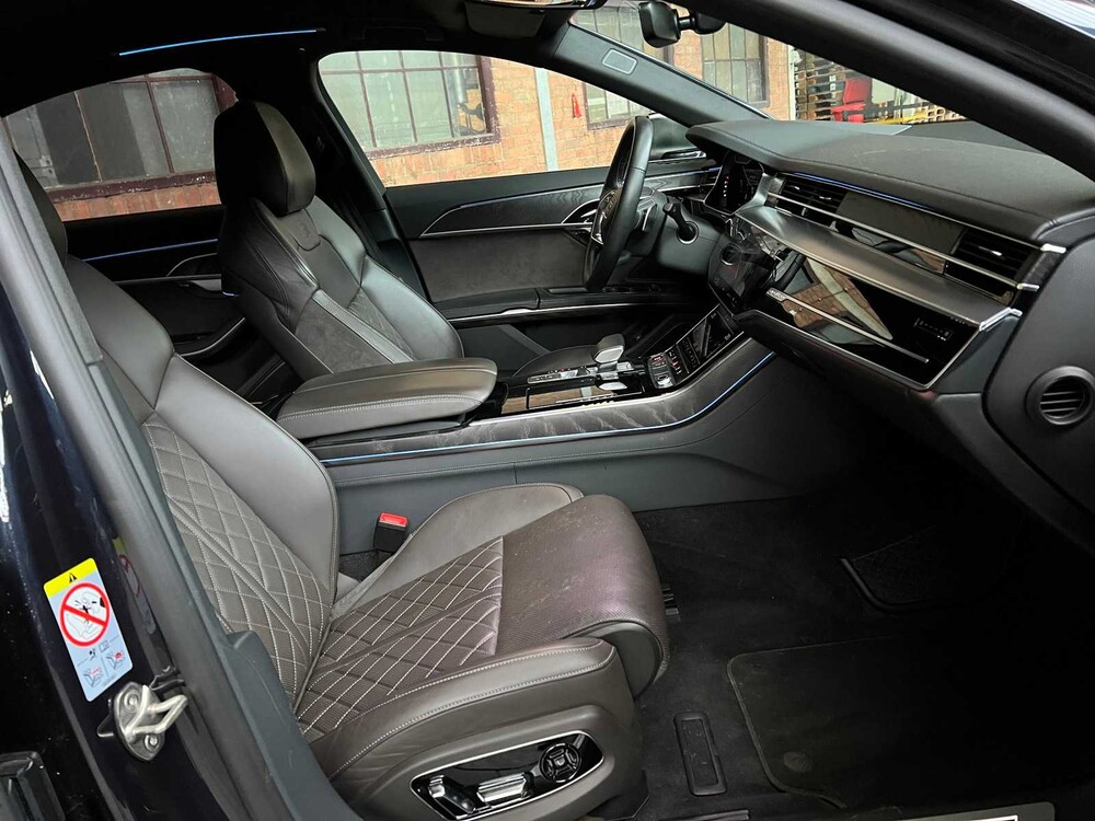Audi S8 4.0 TFSI V8 Quattro S-Line 571hp 2021 NEW-MODEL