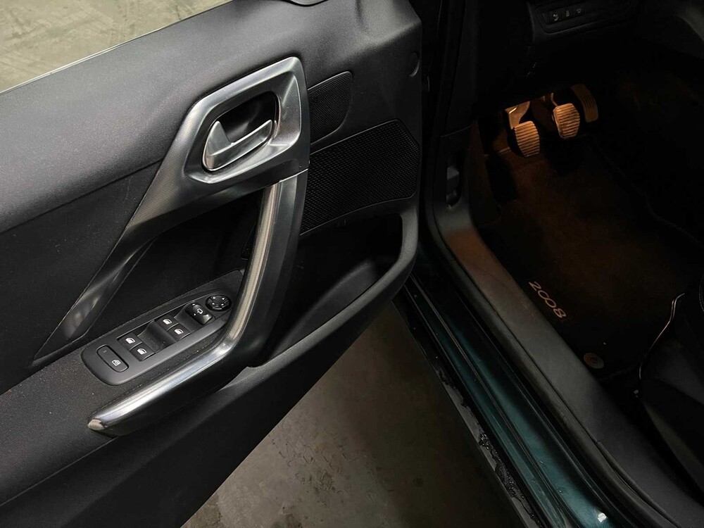 Peugeot 2008 1.2 PureTech Allure 110PS 2016 -Orig. -NL-, KB-432-R