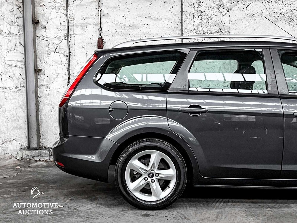 Ford Focus Kombi 1.6 Comfort 101PS 2010 -Orig. NL-, 84-NBN-1