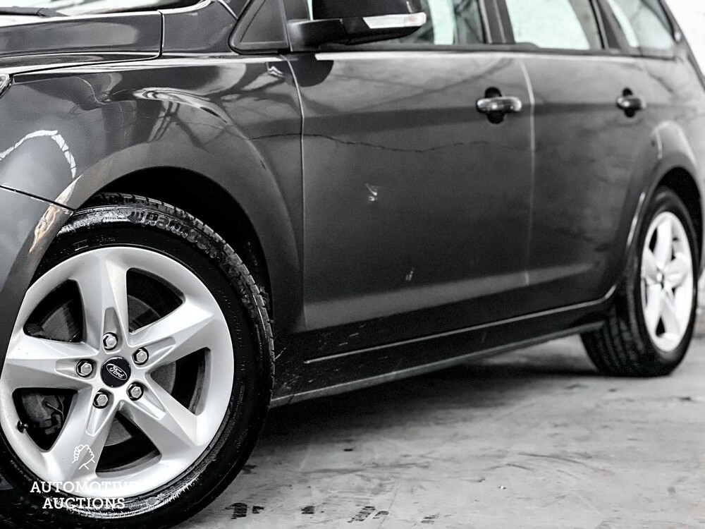 Ford Focus Kombi 1.6 Comfort 101PS 2010 -Orig. NL-, 84-NBN-1