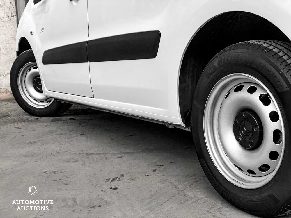 Citroen Berlingo GB 1.6 BlueHDi 100hp S&S 2pl Club Economy 99hp 2016 -Orig. NL-, VV-864-F