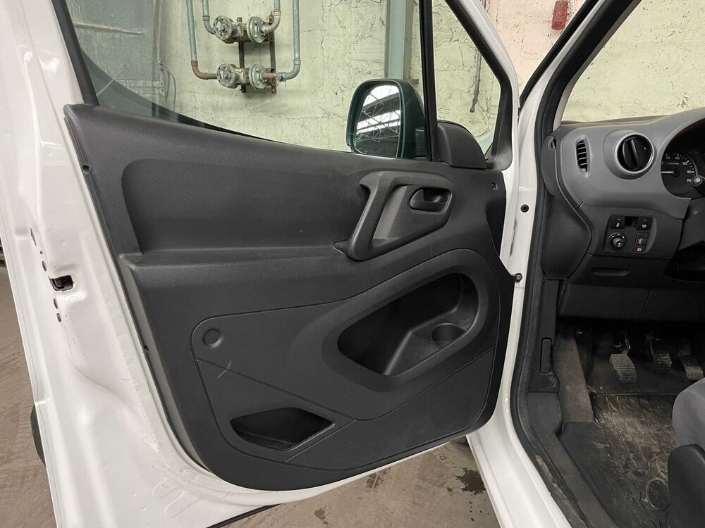 Citroen Berlingo GB 1.6 BlueHDi 100hp S&S 2pl Club Economy 99hp 2016 -Orig. NL-, VV-864-F