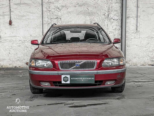 Volvo V70 2.4 Edition II 140hp 2003, 42-ZH-DT