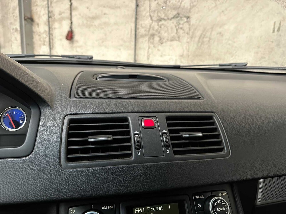 Volvo XC90 2.4 D5 Sport 5p. 185PS 2007, 60-LLZ-9