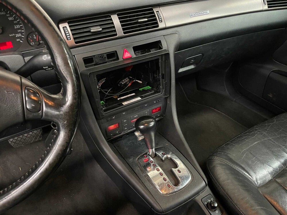  Audi A6 Avant 2.7 v6 quattro Advance 230hp 2000, 94-NN-GB -Yountimer-