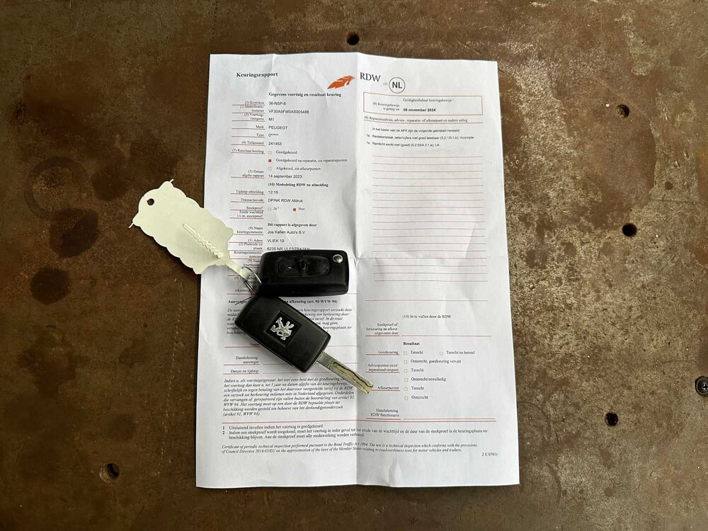 Peugeot 5008 1.6 VTi ST 5p. 120PS 2010 -Orig. NL-, 36-NSP-8