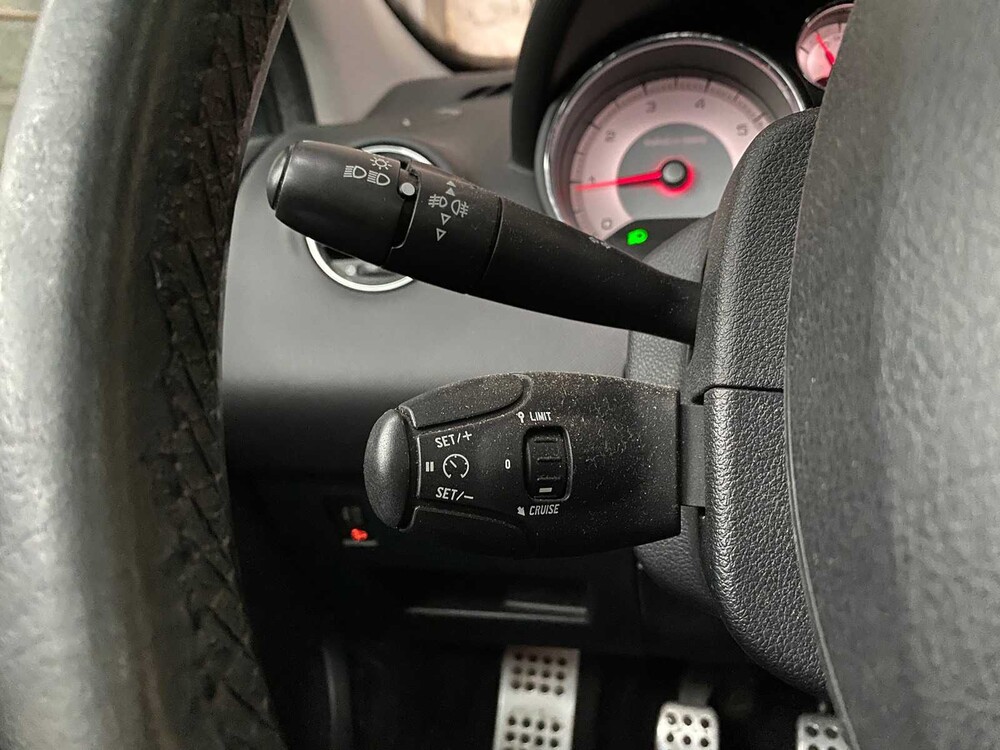 Peugeot 308 1.6 THP Féline 174PS 2008 -Orig. NL-, 51-GDN-2