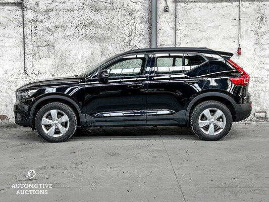 Volvo XC40 Momentum 156pk 2019, X-713-ZB