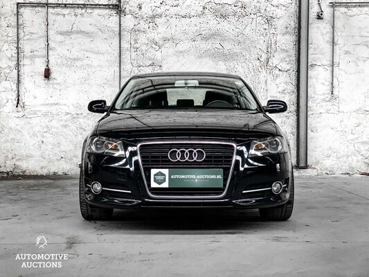 Audi A3 1.6 Attraction -Facelift- 102pk 2010, HN-388-R