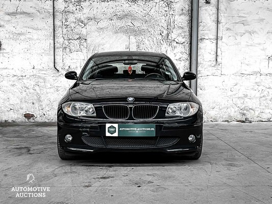 BMW 1 Series 116i 116hp 2005, 8-ZLB-15