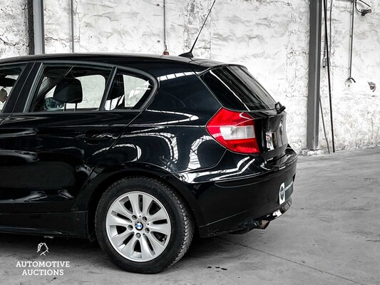 BMW 1 Series 116i 116hp 2005, 8-ZLB-15